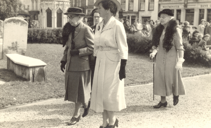 Maude Alice Miller Bentall, 1861-1958, left, Gertrude Mary Miller, 1865-1958, right, and an unknown cousin